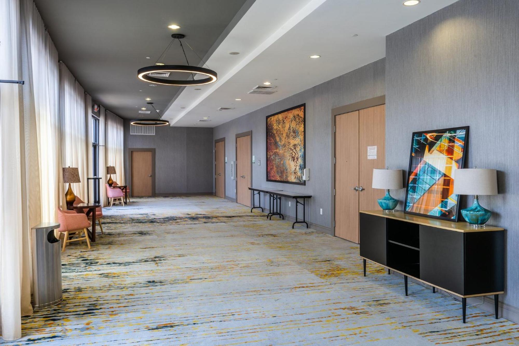 Holiday Inn Hou Energy Corridor Eldridge By Ihg Houston Bagian luar foto