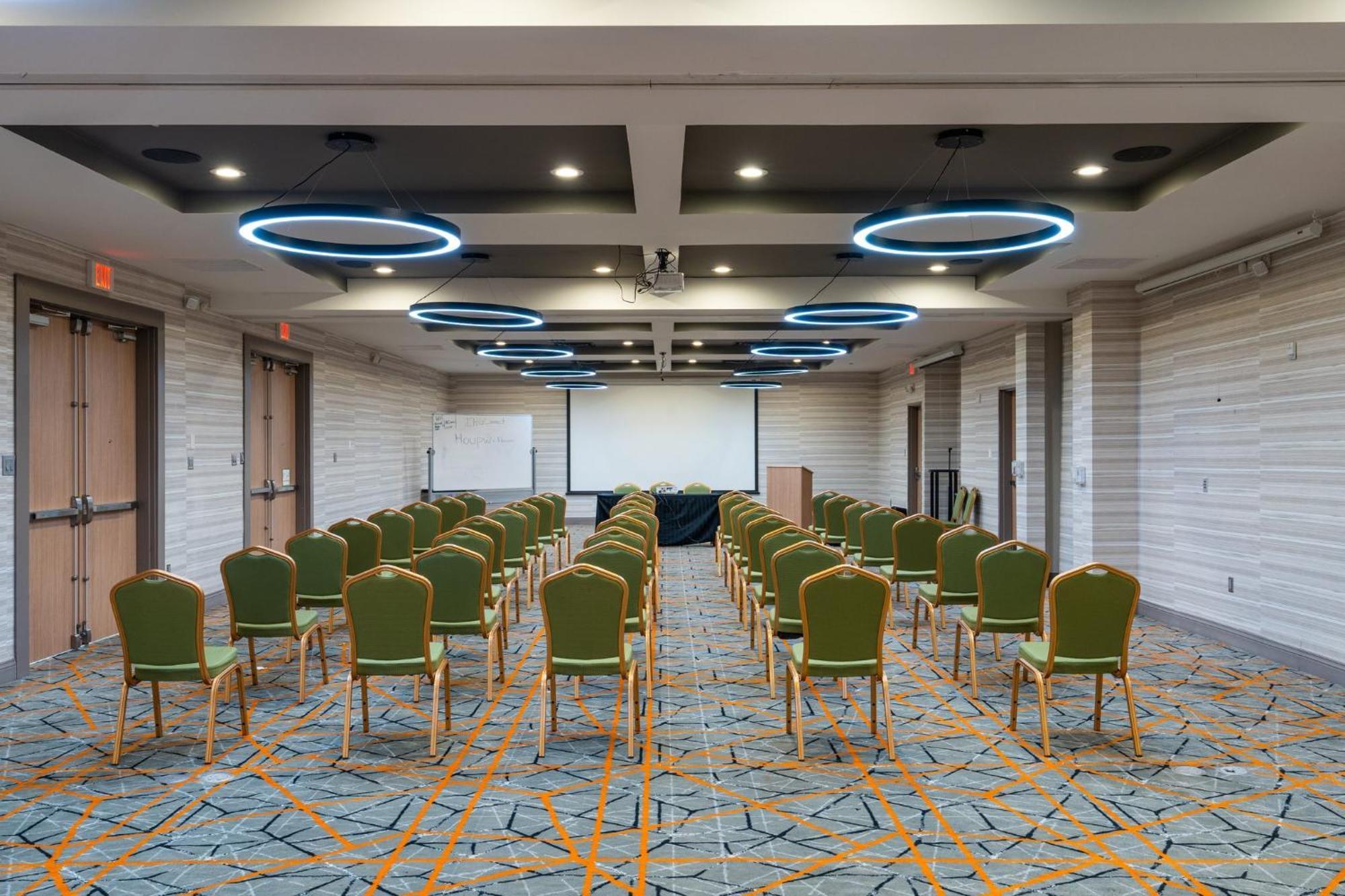 Holiday Inn Hou Energy Corridor Eldridge By Ihg Houston Bagian luar foto