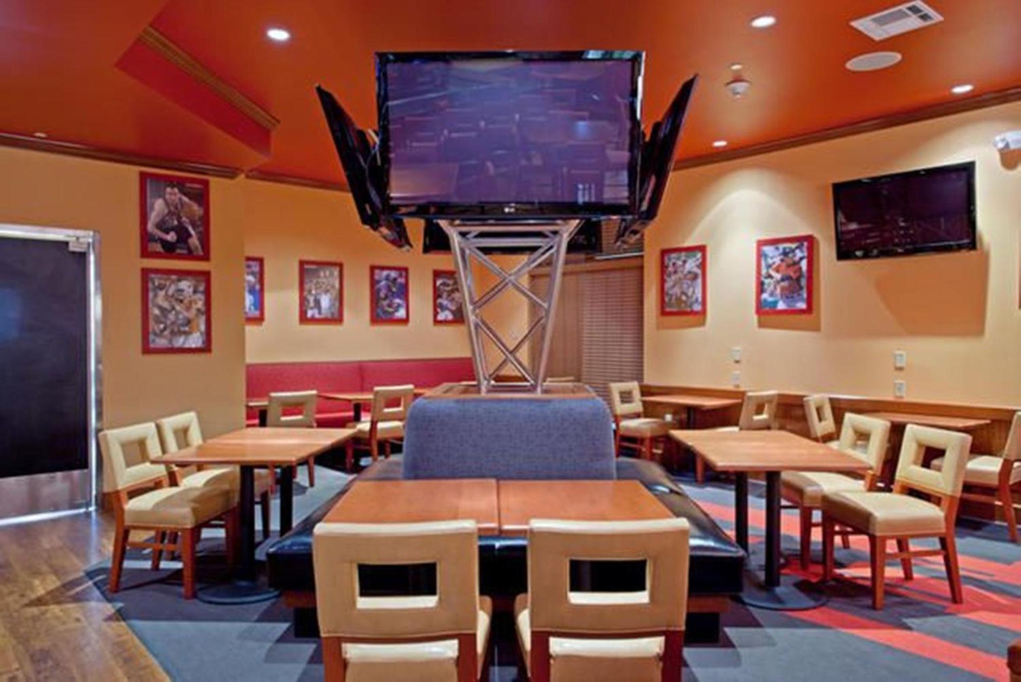 Holiday Inn Hou Energy Corridor Eldridge By Ihg Houston Bagian luar foto