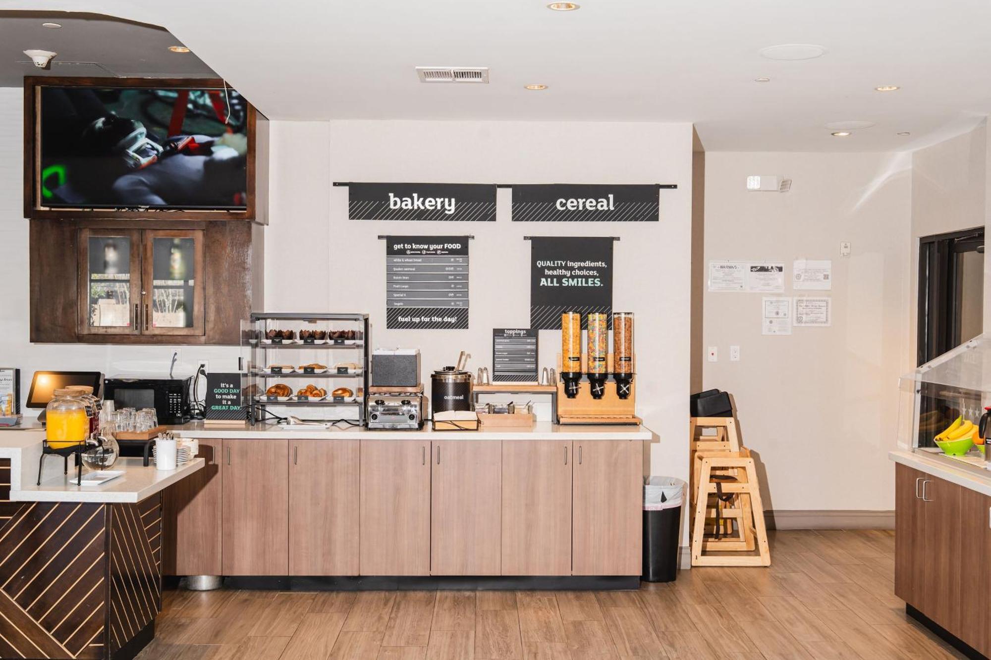 Holiday Inn Hou Energy Corridor Eldridge By Ihg Houston Bagian luar foto
